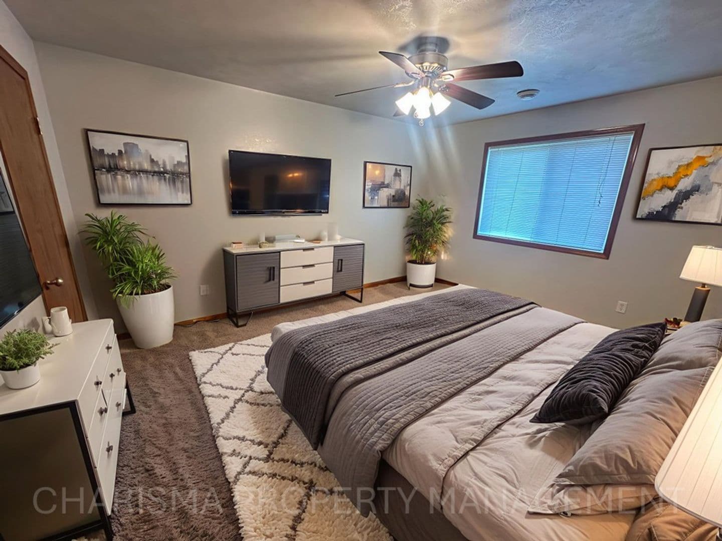 Brandon Apartment: 401 9th Ave N
