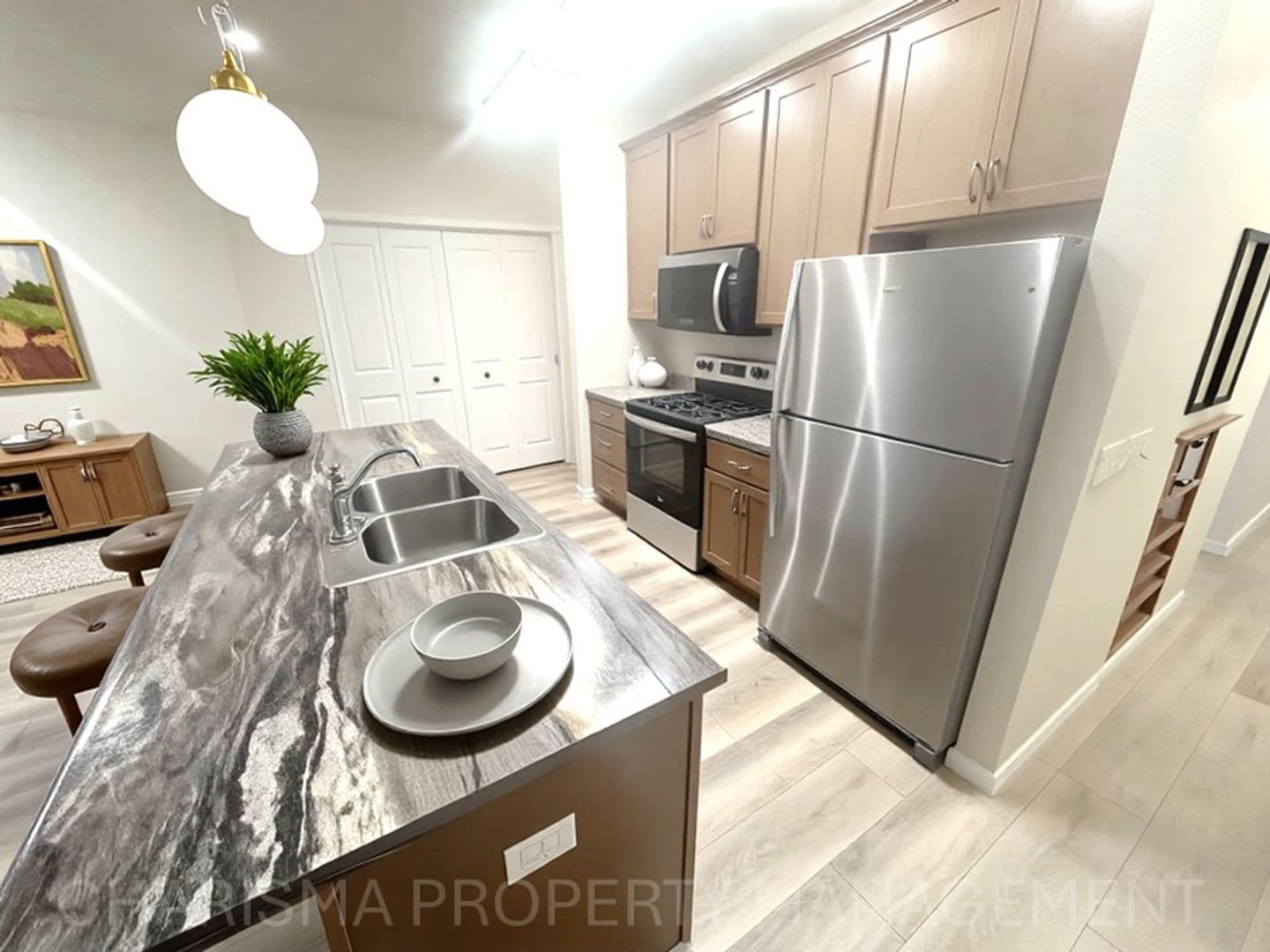 Sioux Falls Apartment: 9308 W 32nd Street