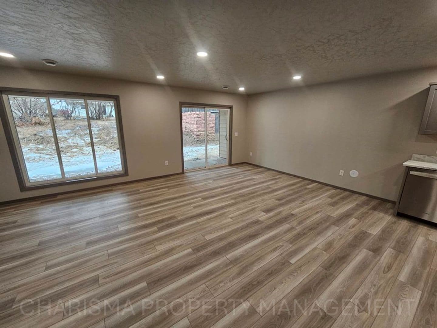 Dell Rapids Apartment: 712 E 6th St