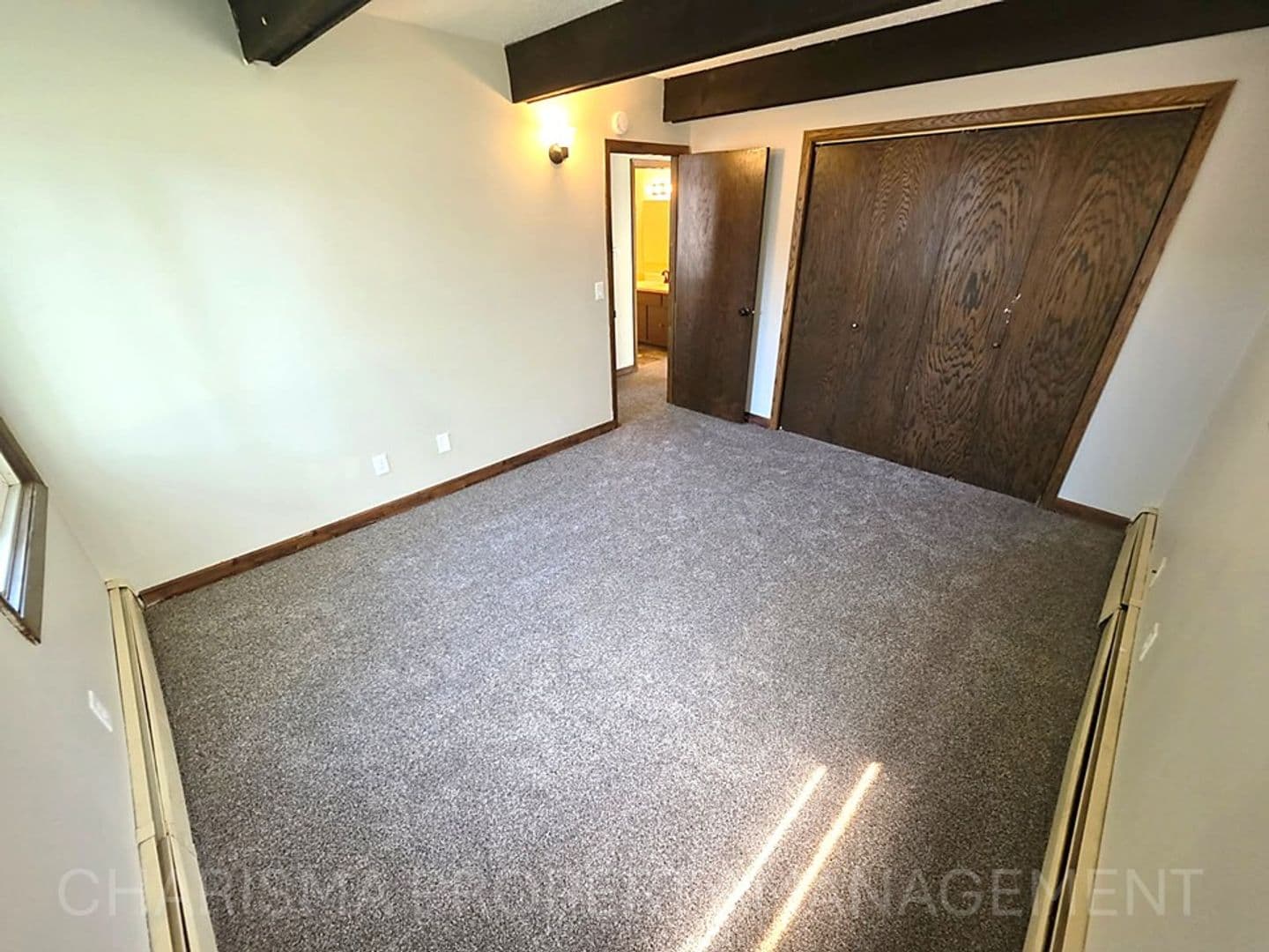 Hartford Apartment: 205 and 207 N Eastern Ave