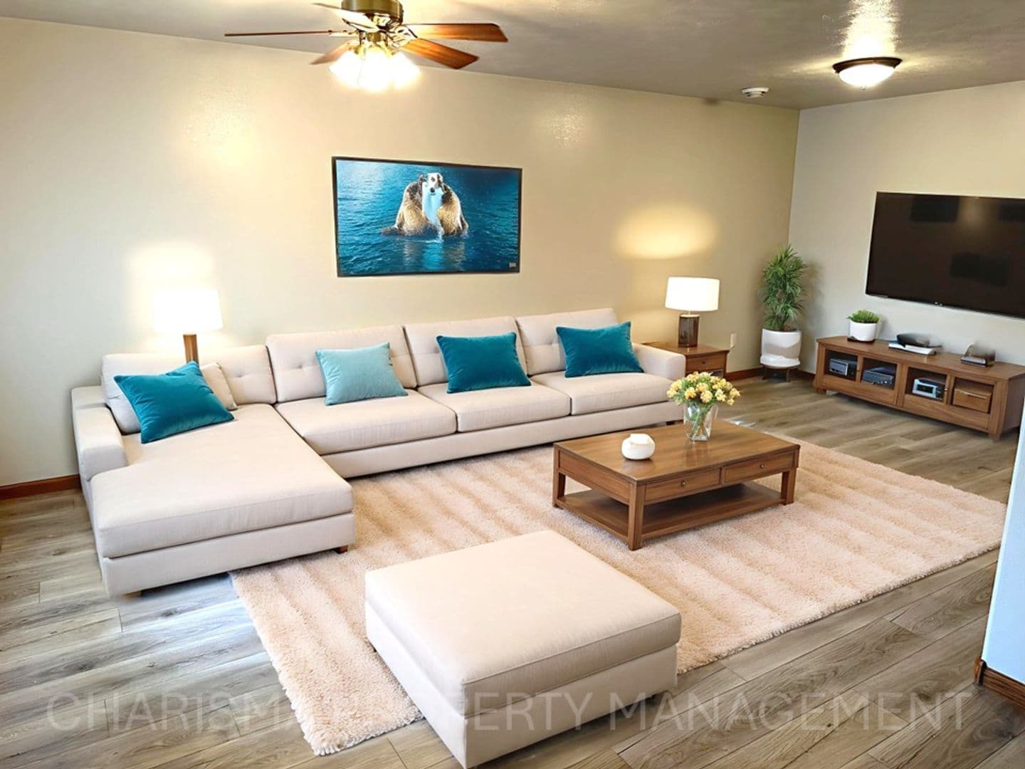 Brandon Apartment: 401 9th Ave N