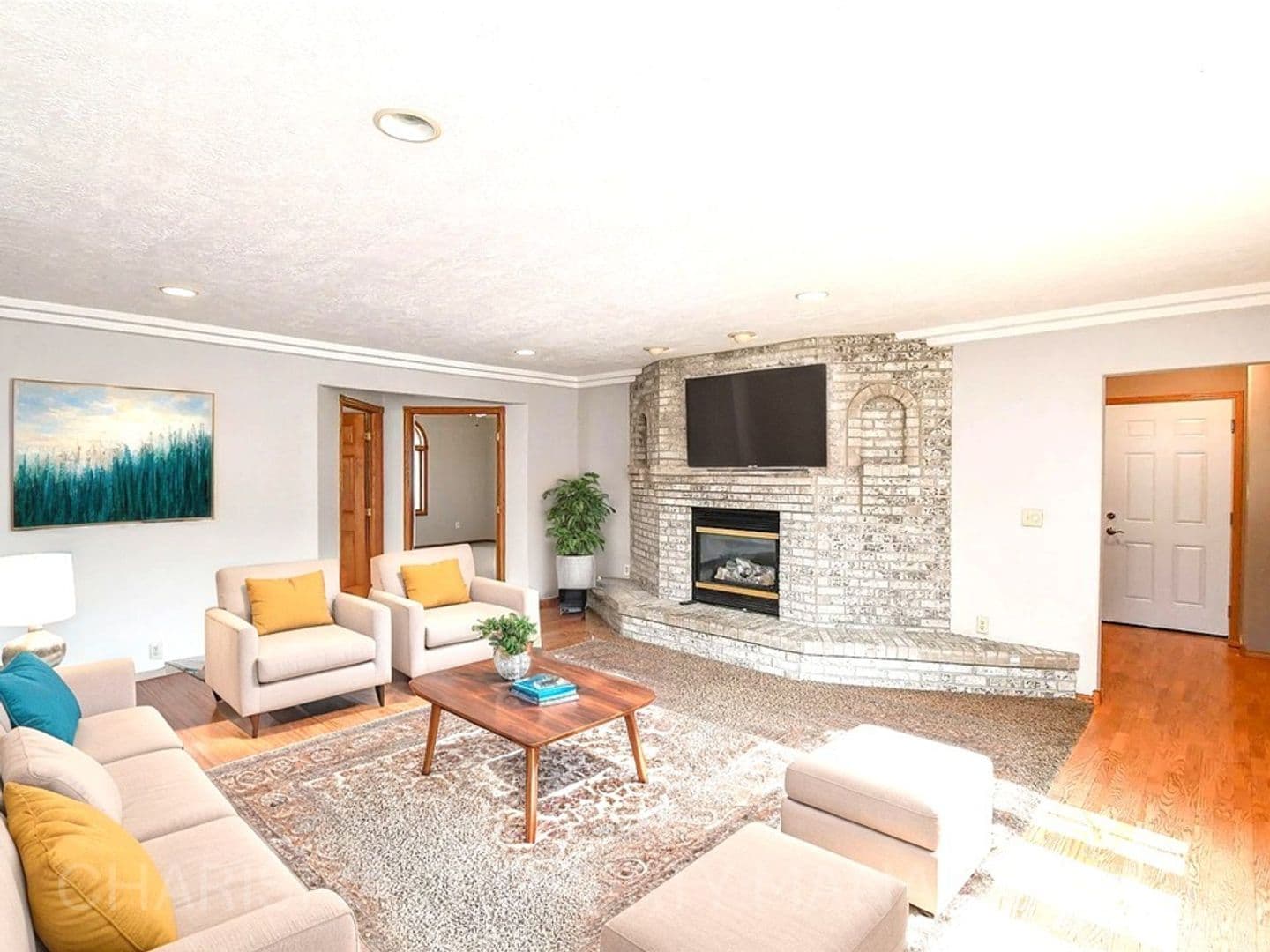Harrisburg Apartment: 335 Vernon Drive