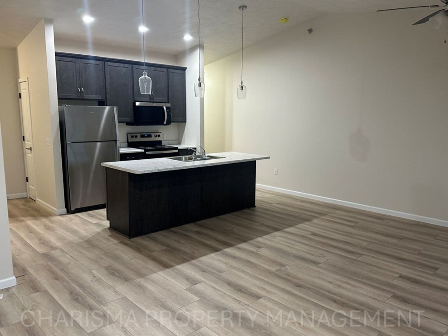 Sioux Falls Apartment: 9308 W 32nd Street
