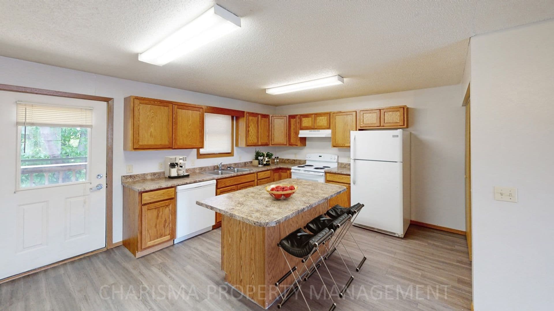 Sioux Falls Apartment: 3500, 3506 and 3510 S Sertoma Ave