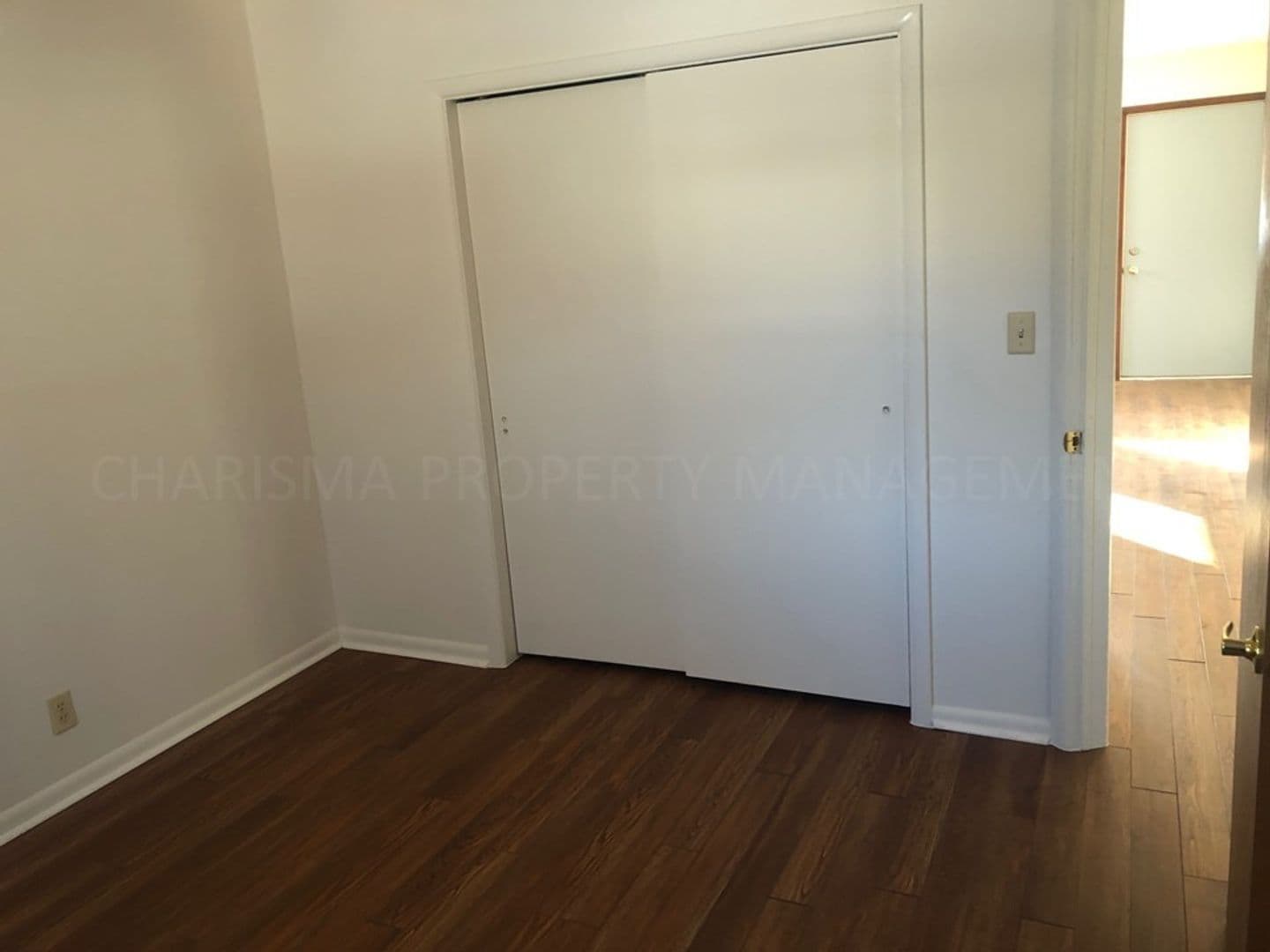 Sioux Falls Apartment: 1104, 1106, 1108 and 1110 S Bahnson Ave