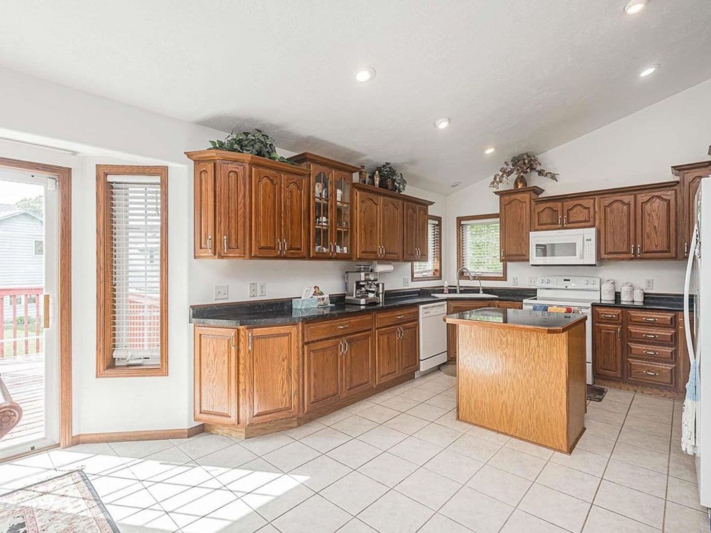 Sioux Falls Apartment: 809 S Outlook Drive