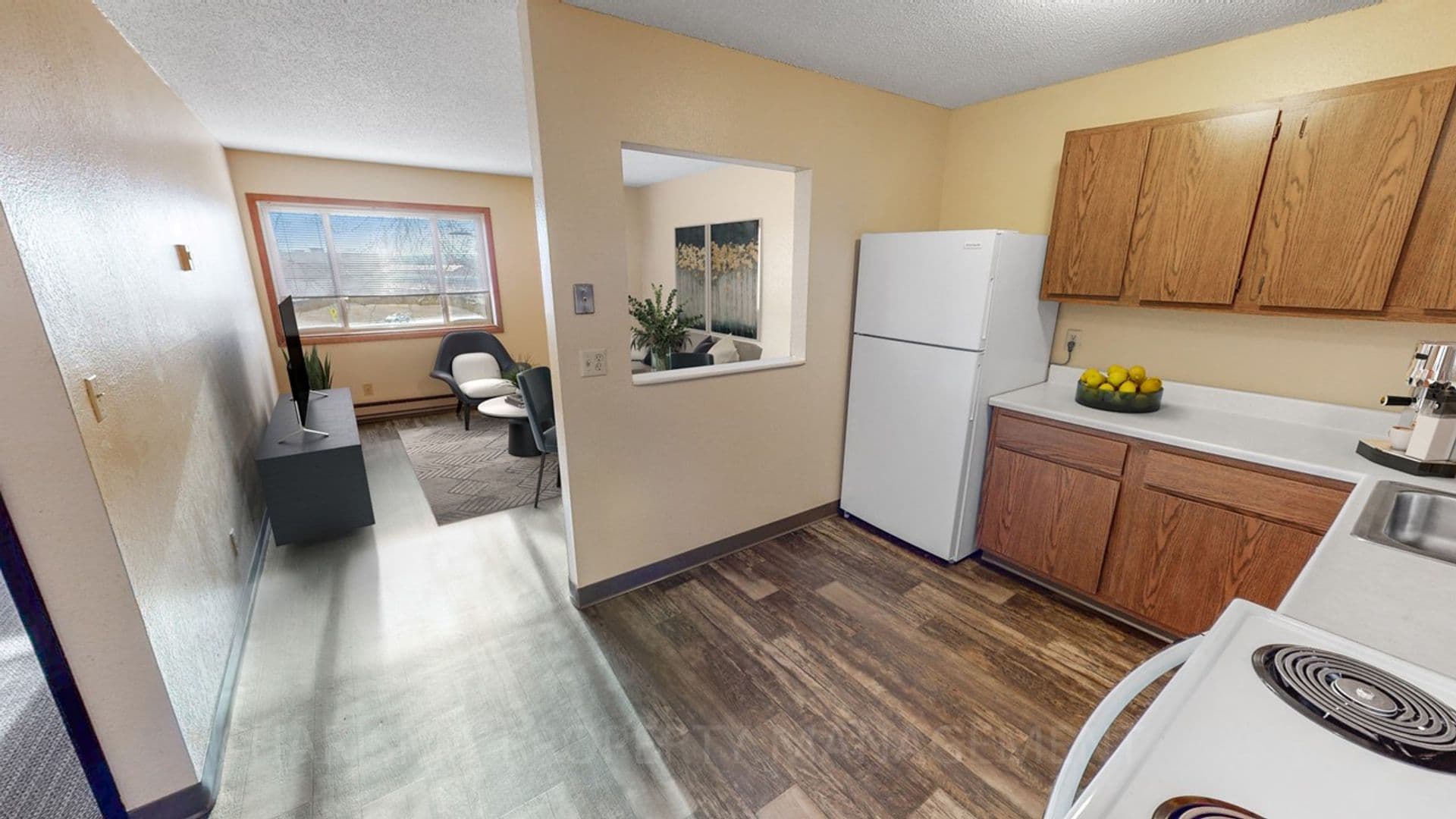 Pierre Apartment: Missouri View Apartments