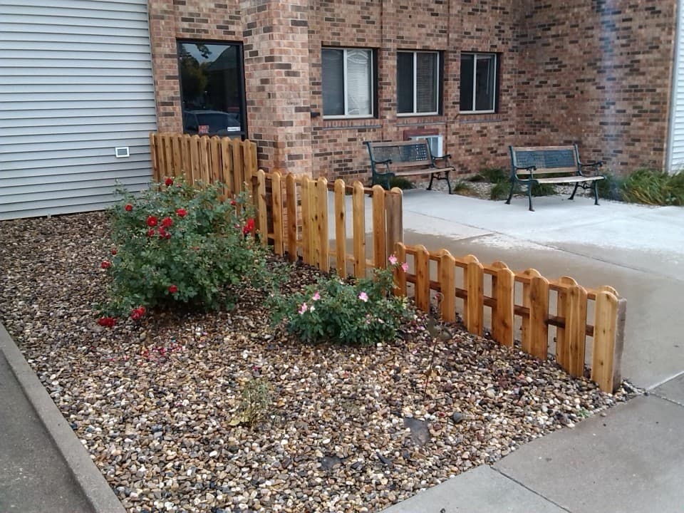 Pierre Apartment: Missouri View Apartments