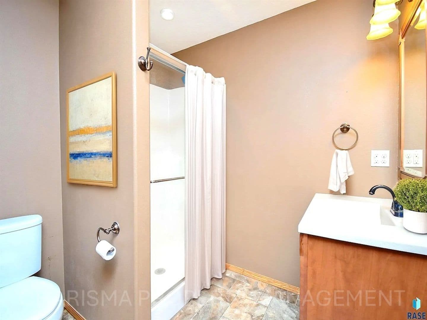 Harrisburg Apartment: 335 Vernon Drive