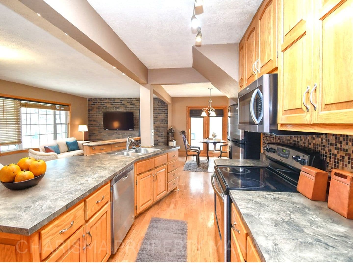 Harrisburg Apartment: 335 Vernon Drive