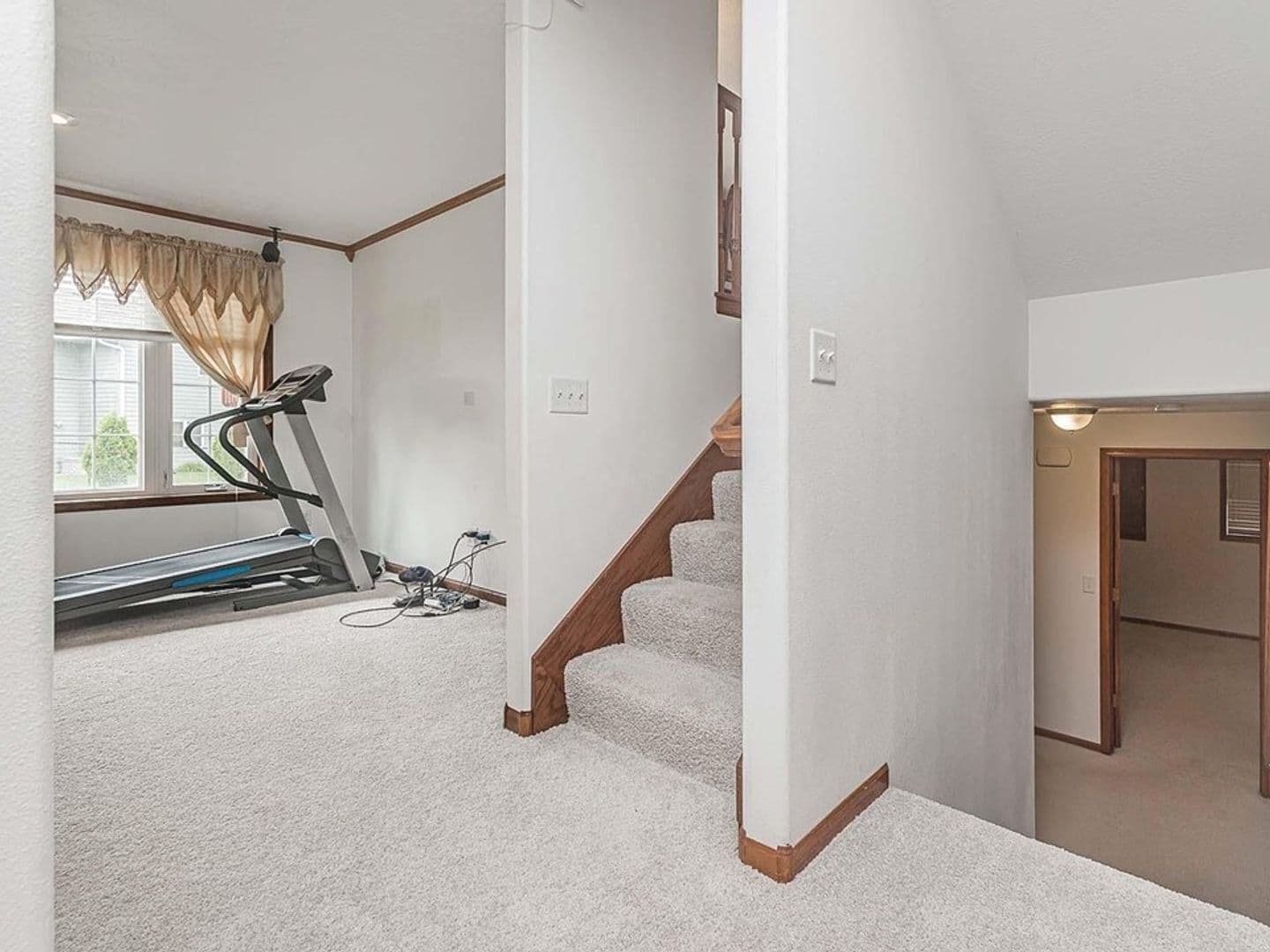 Sioux Falls Apartment: 809 S Outlook Drive