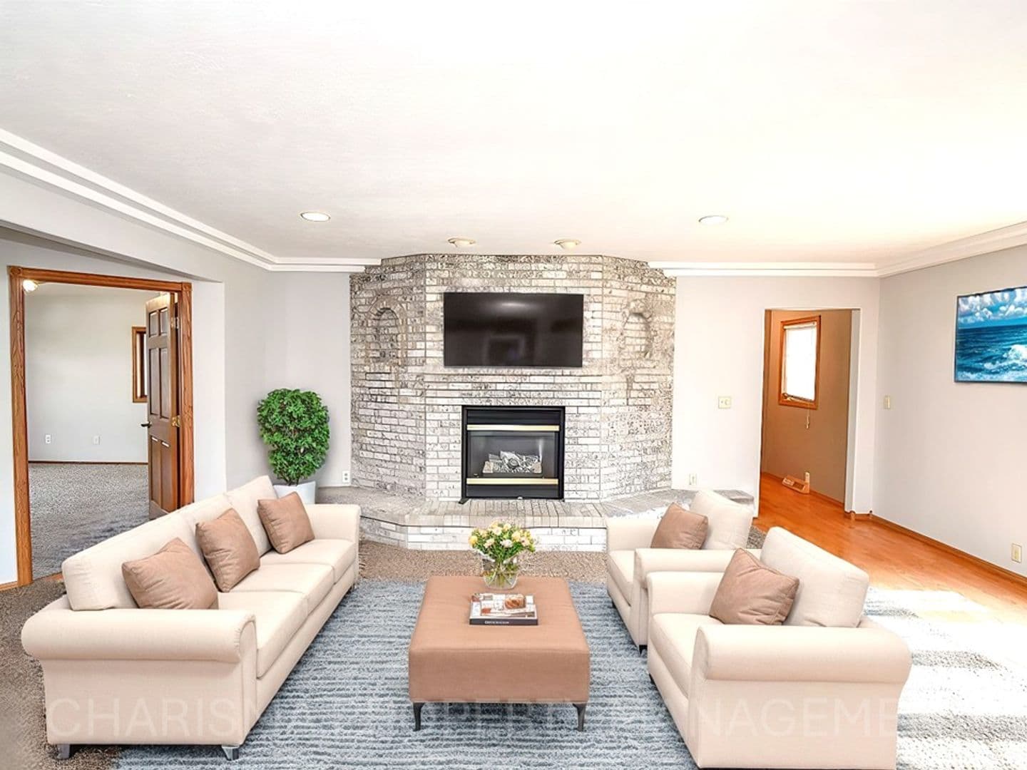 Harrisburg Apartment: 335 Vernon Drive