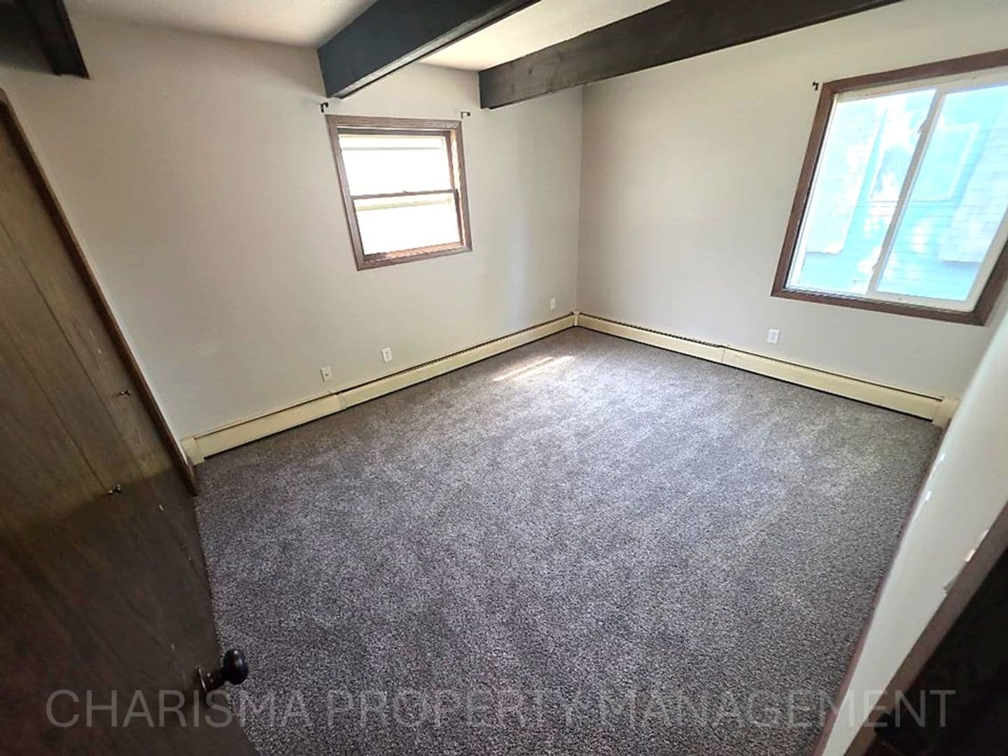 Hartford Apartment: 205 and 207 N Eastern Ave
