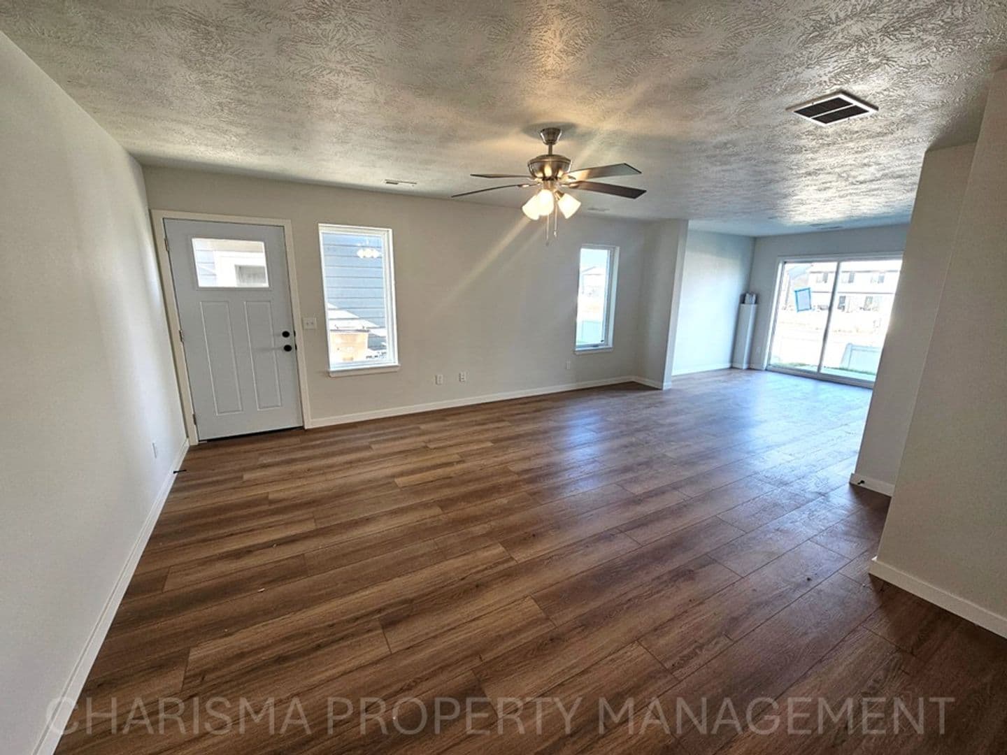 Sioux Falls Apartment: 9622 Tunis Drive