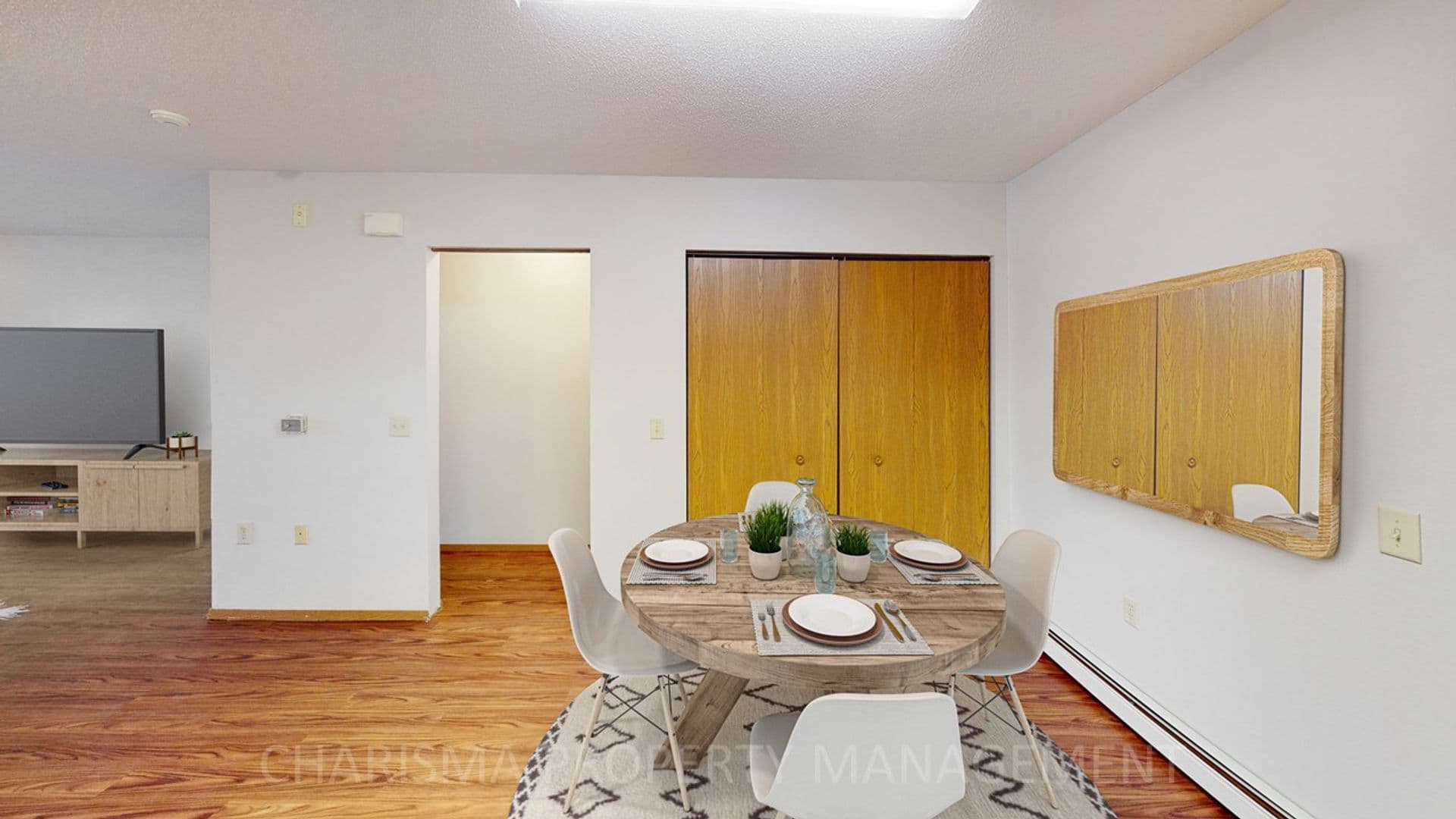 Sioux Falls Apartment: 3500, 3506 and 3510 S Sertoma Ave