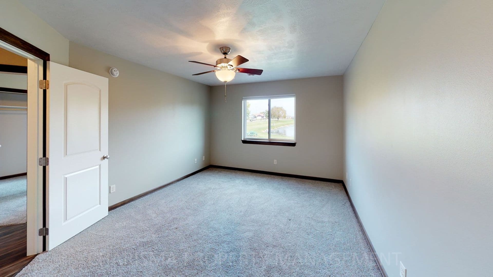 Tea Apartment: 400 N Main Street #3