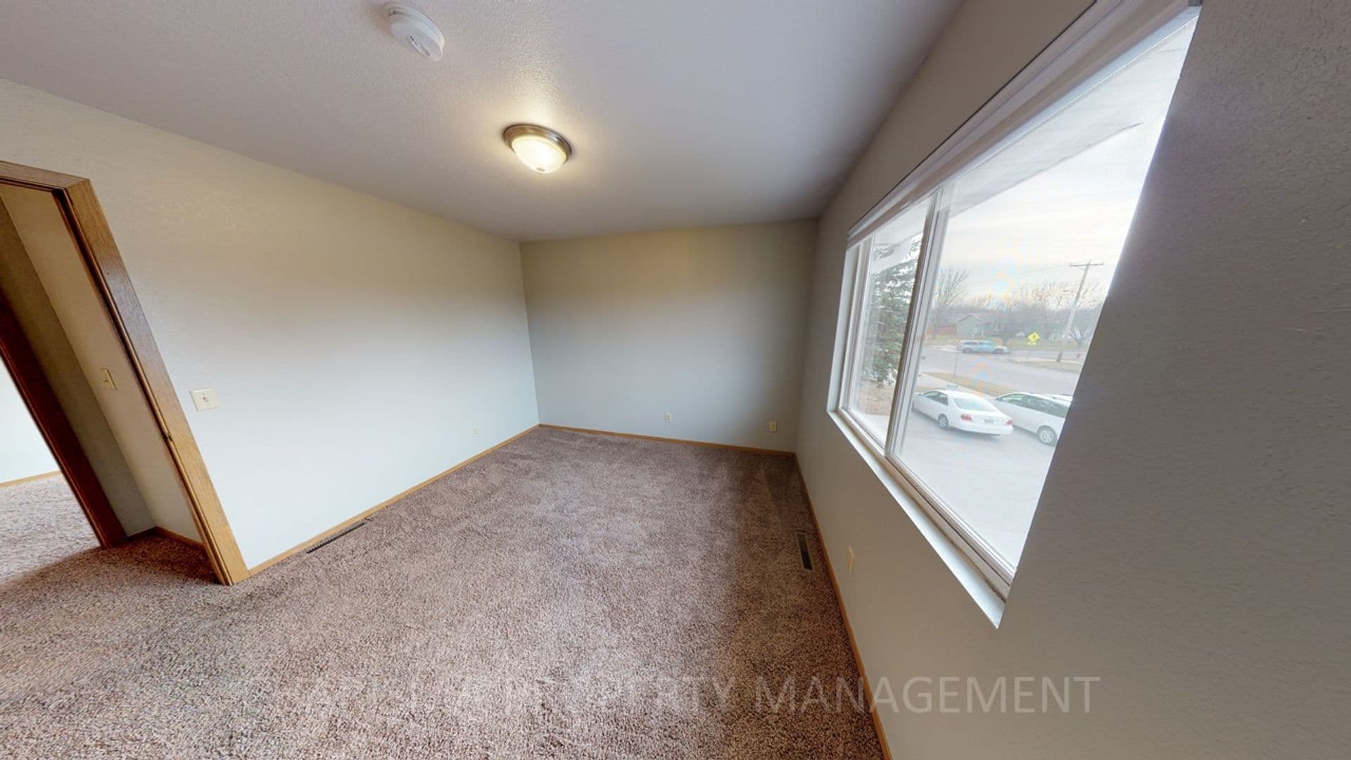 Tea Apartment: 350 & 360 N Main Street