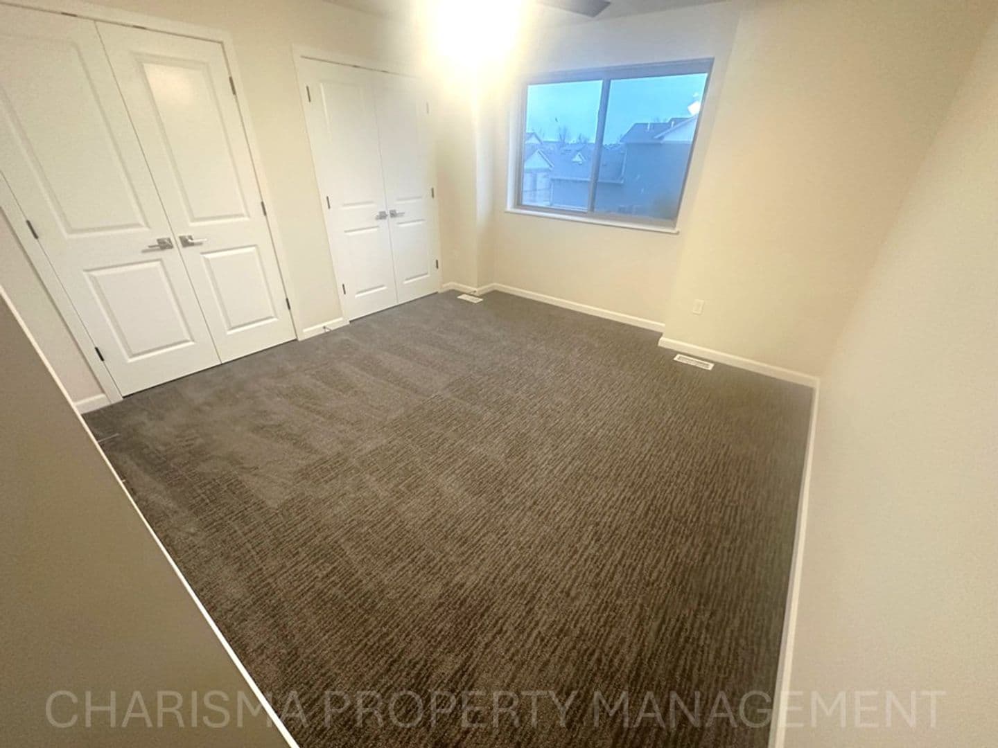 Sioux Falls Apartment: 9308 W 32nd Street