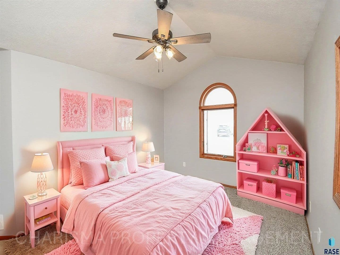 Harrisburg Apartment: 335 Vernon Drive