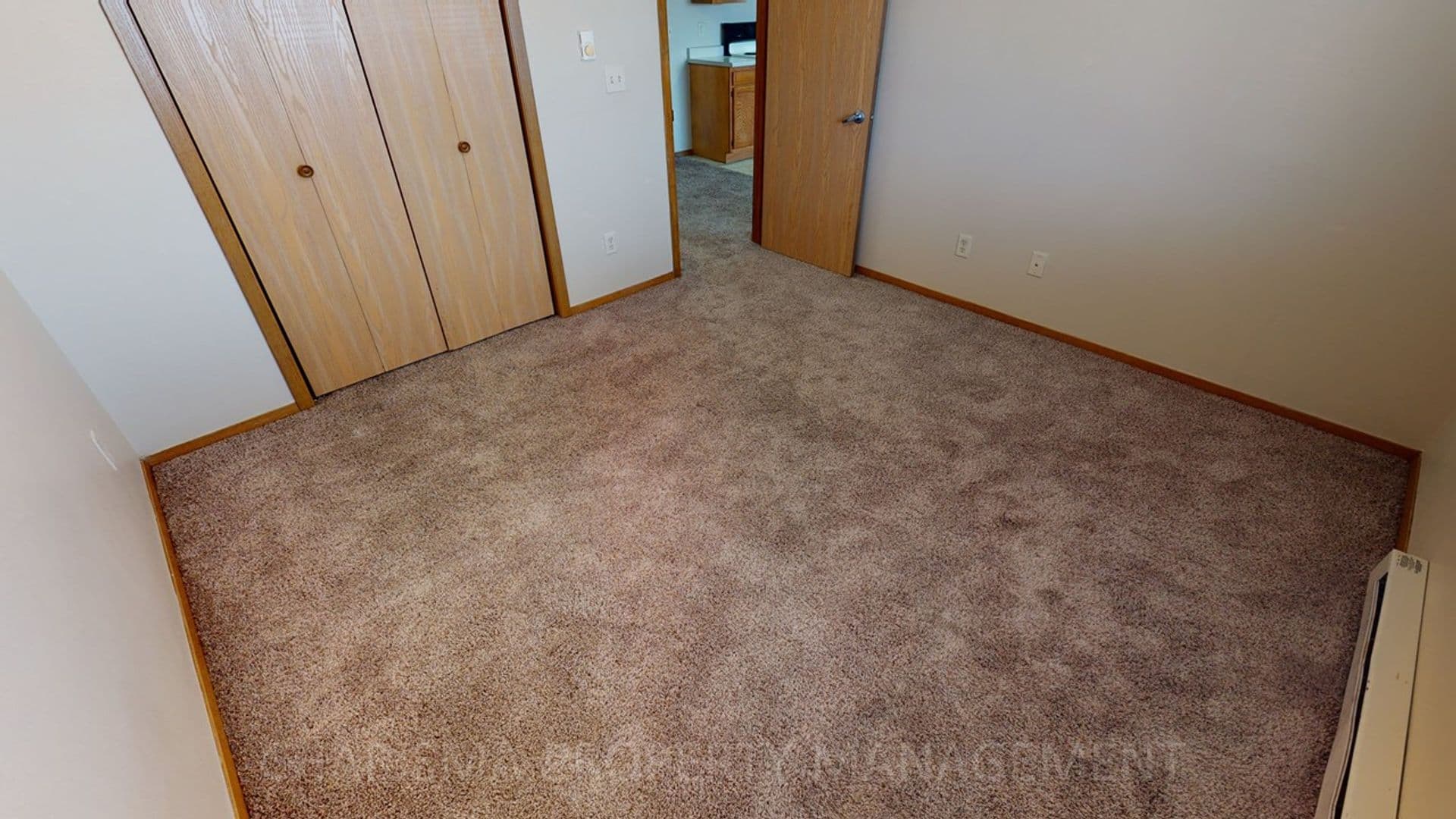 Sioux Falls Apartment: 121 N Cleveland Ave