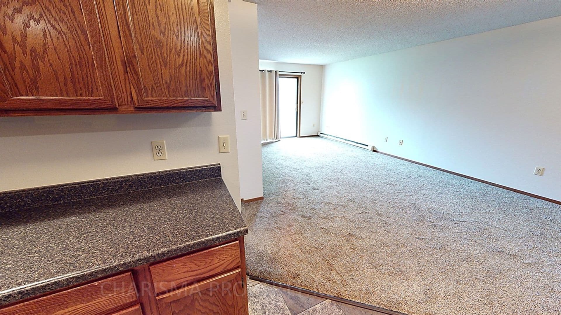 Brookings Apartment: 1016 Southland Lane