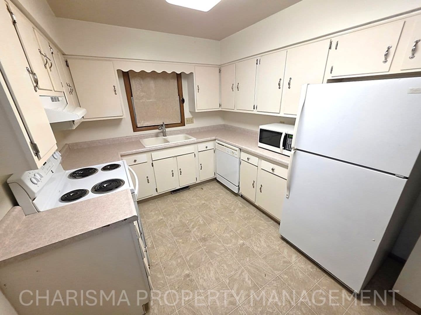 Sioux Falls House: 3004 S West Ave