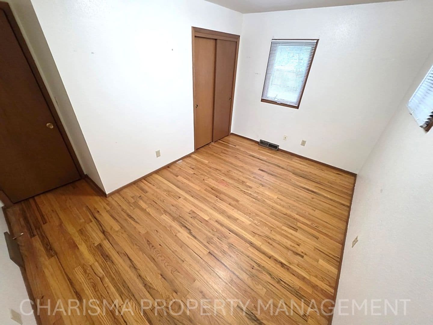 Sioux Falls House: 3004 S West Ave