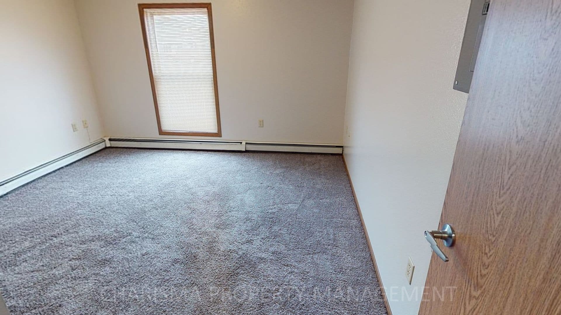 Sioux Falls Apartment: 3500, 3506 and 3510 S Sertoma Ave