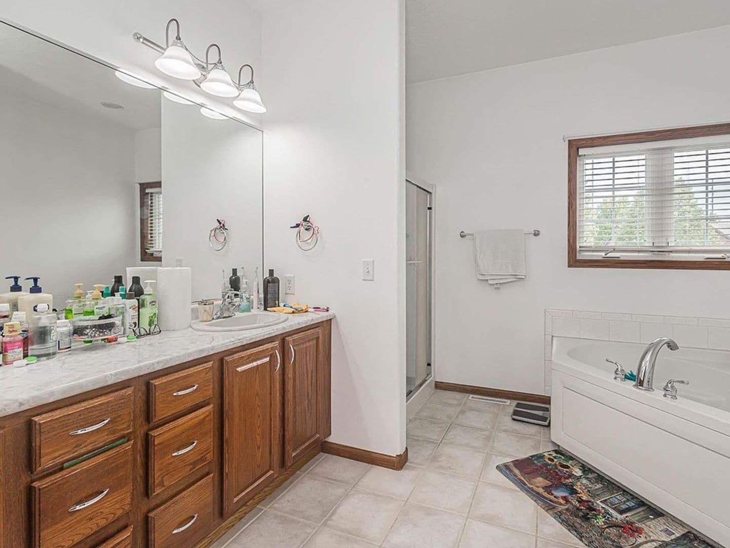 Sioux Falls Apartment: 809 S Outlook Drive