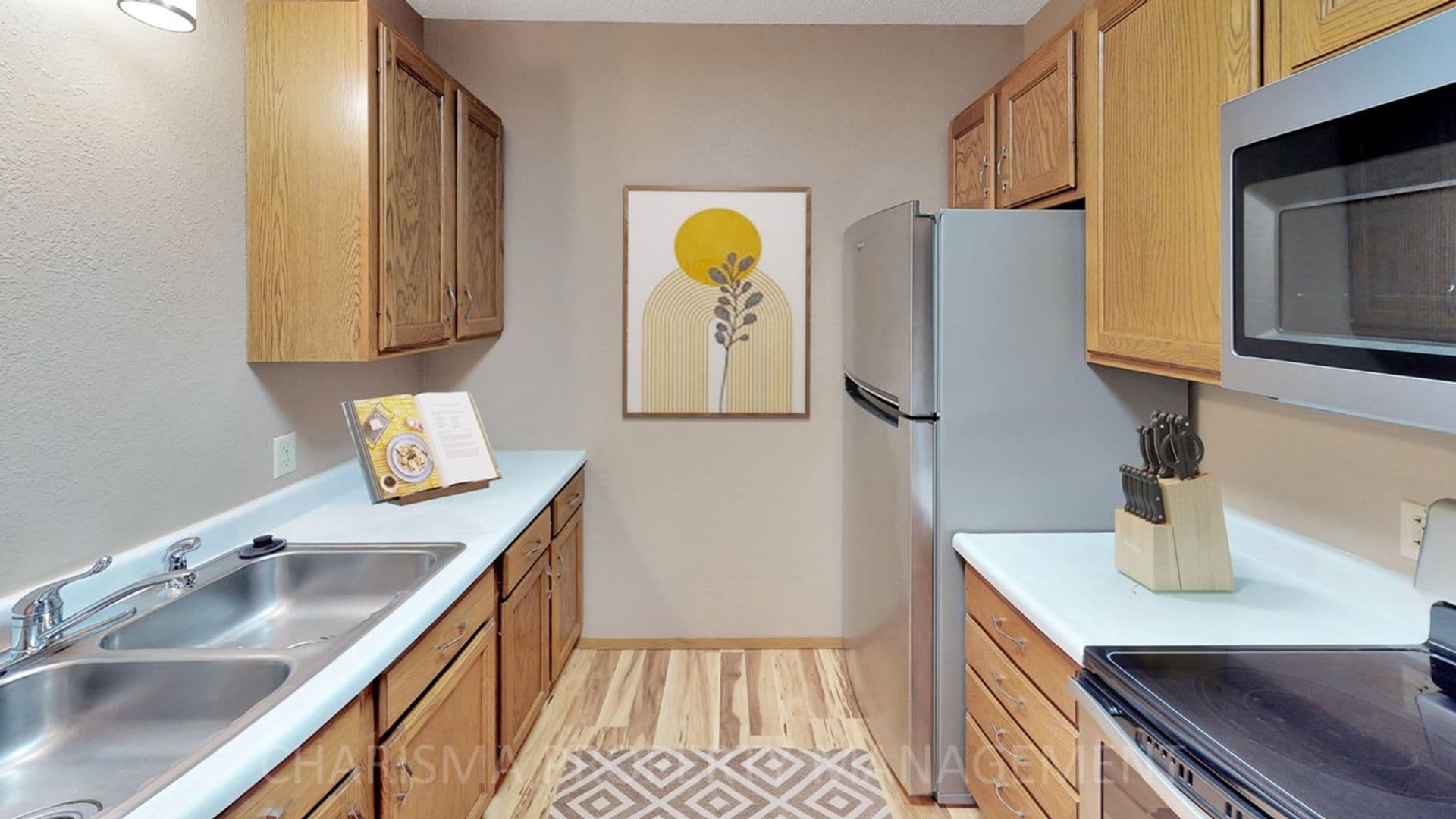 Tea Apartment: 350 & 360 N Main Street