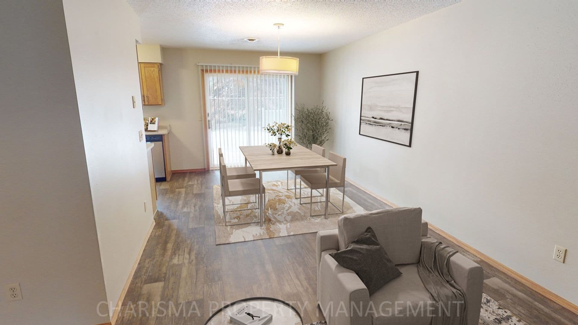 Sioux Falls Apartment: 620/626 N Sycamore Ave
