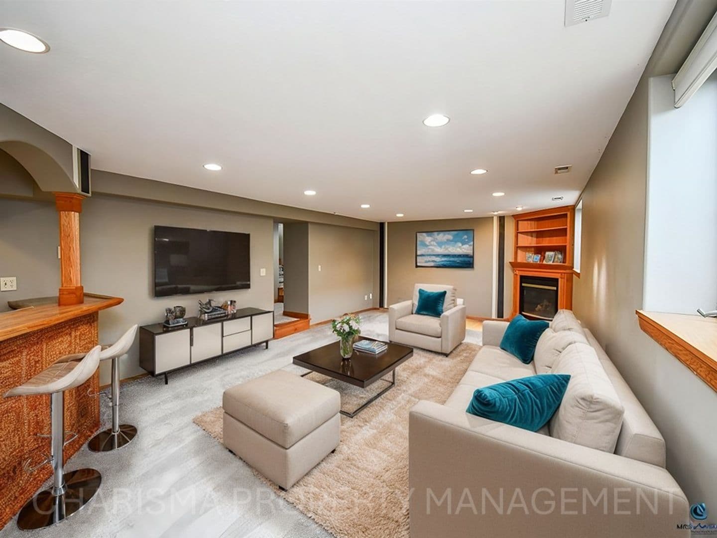 Harrisburg Apartment: 335 Vernon Drive