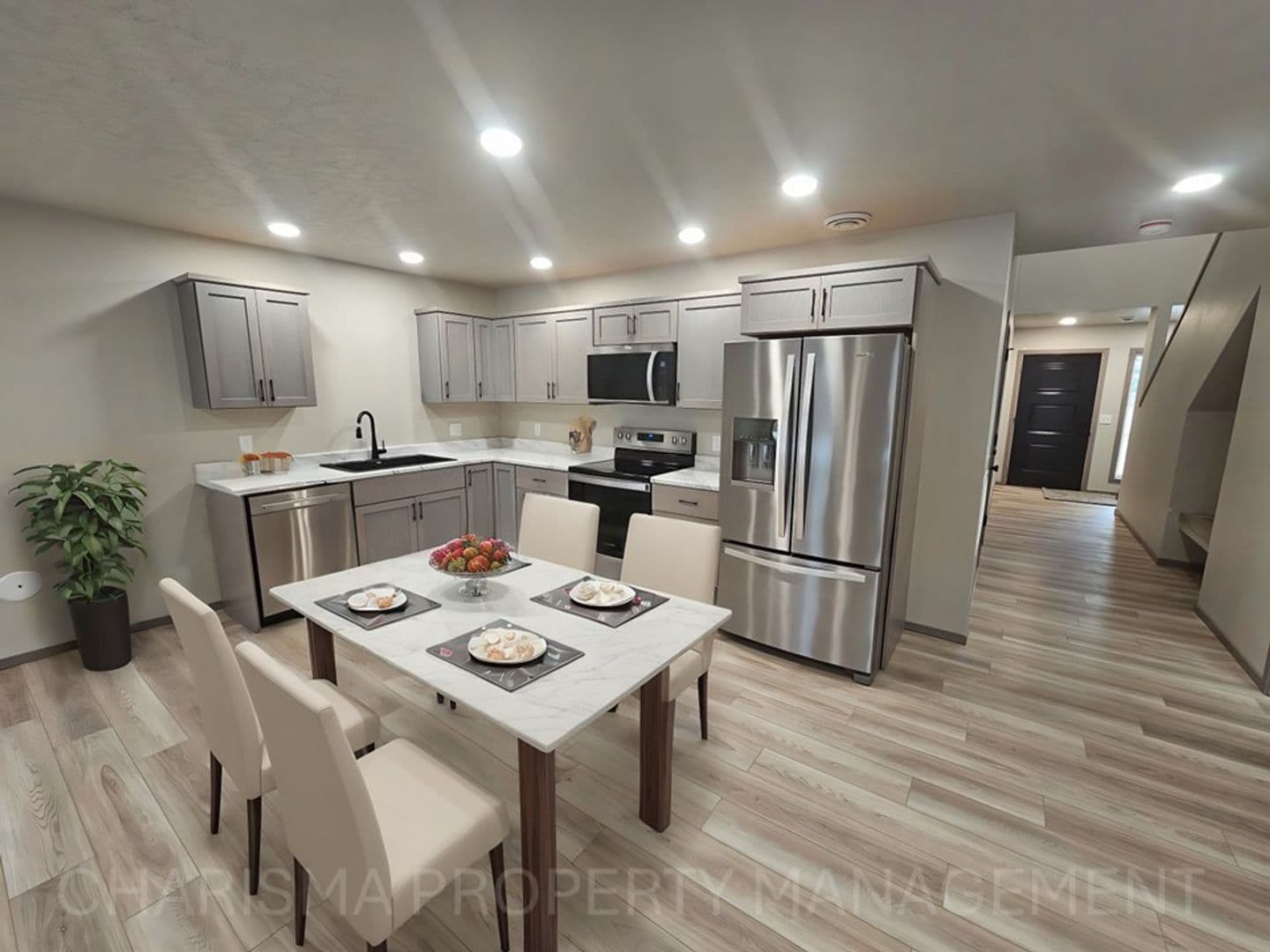 Dell Rapids Apartment: 712 E 6th St