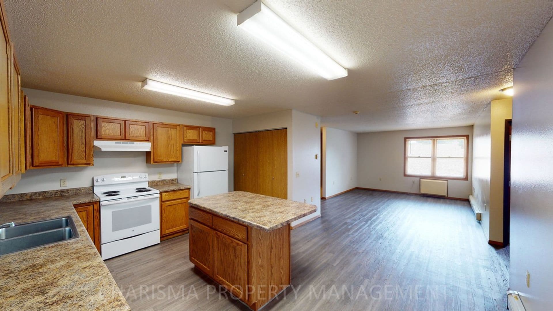 Sioux Falls Apartment: 3500, 3506 and 3510 S Sertoma Ave
