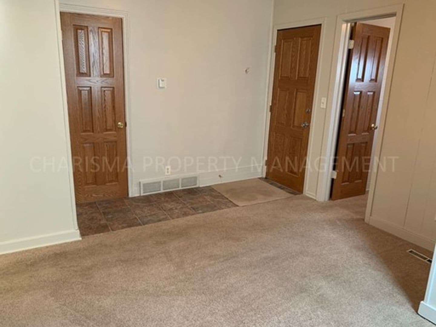 Sioux Falls Apartment: 817 W 11th Street #1
