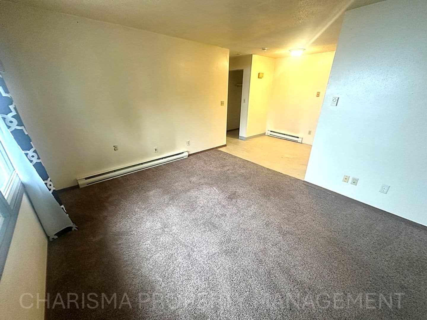 Garretson Apartment: 513 N Main Ave