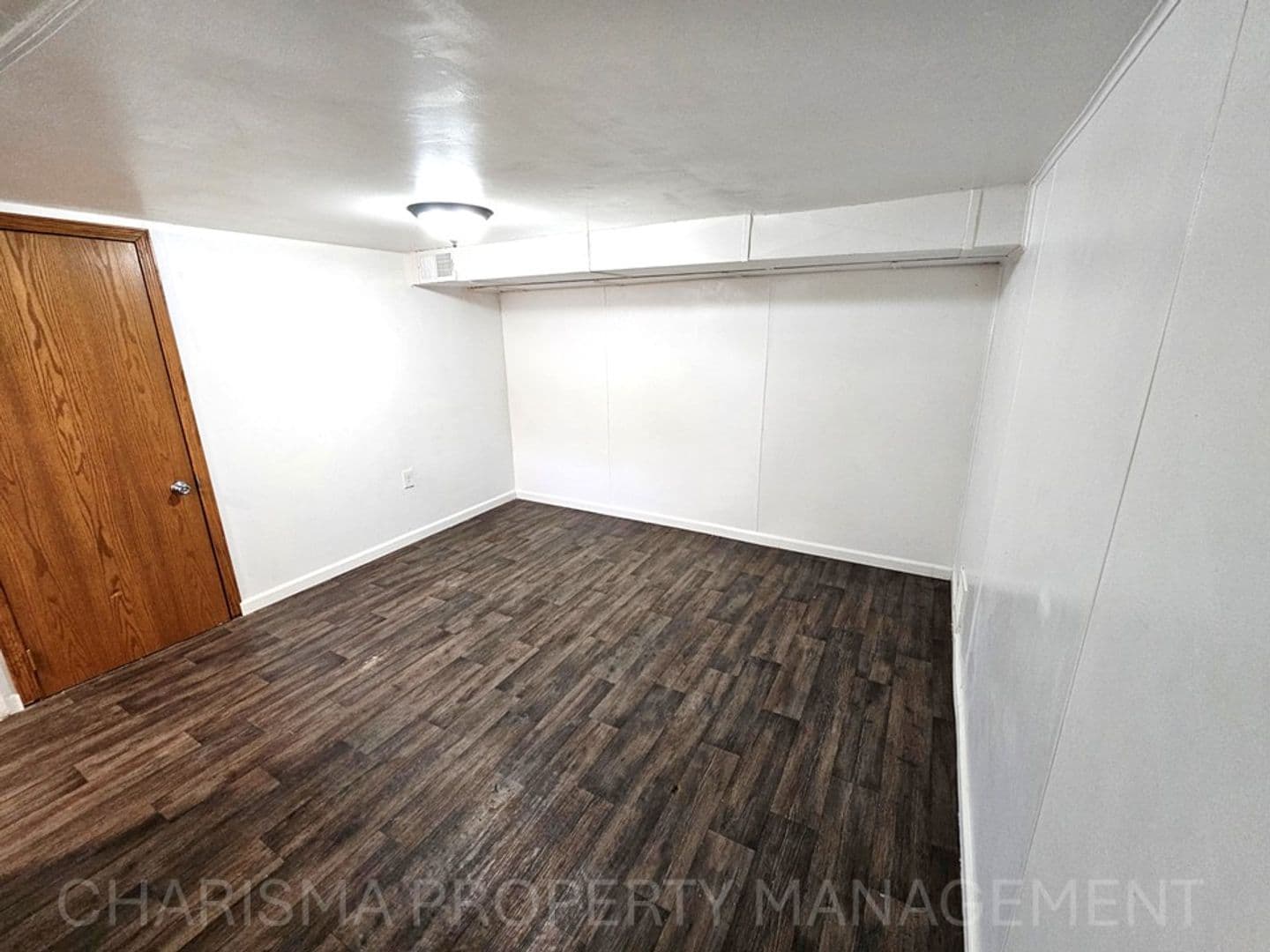 Garretson Apartment: 805 4th Street