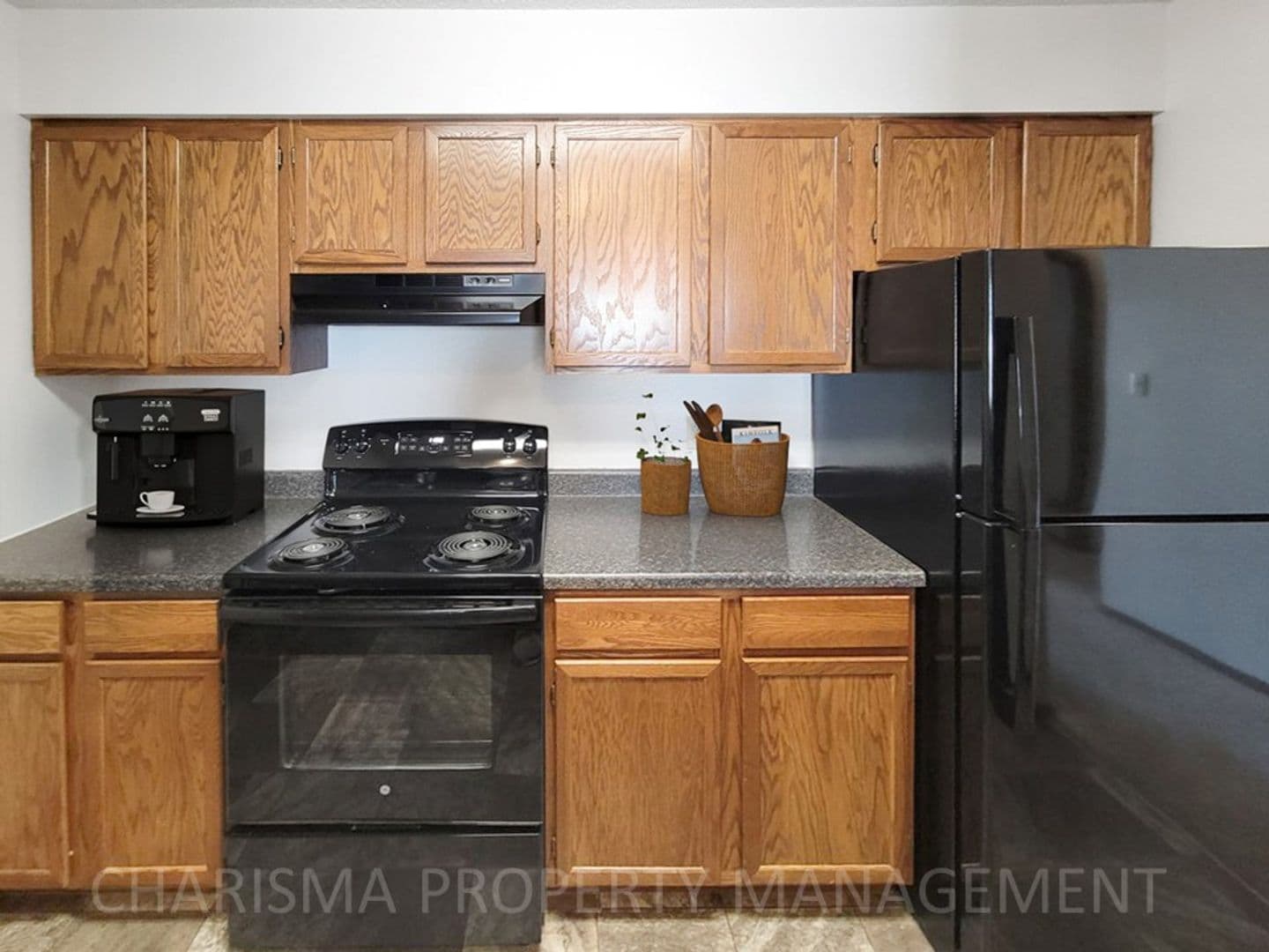 Brookings Apartment: 1016 Southland Lane