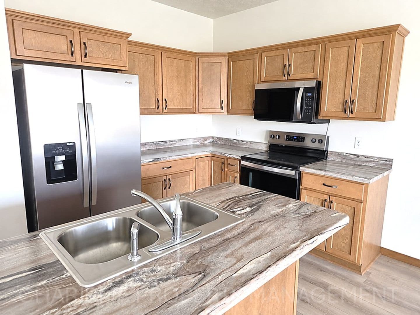 Sioux Falls Apartment: 9622 Tunis Drive