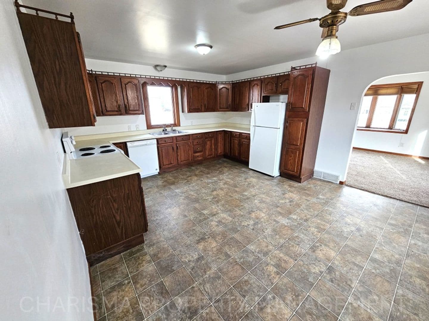 Garretson Apartment: 805 4th Street