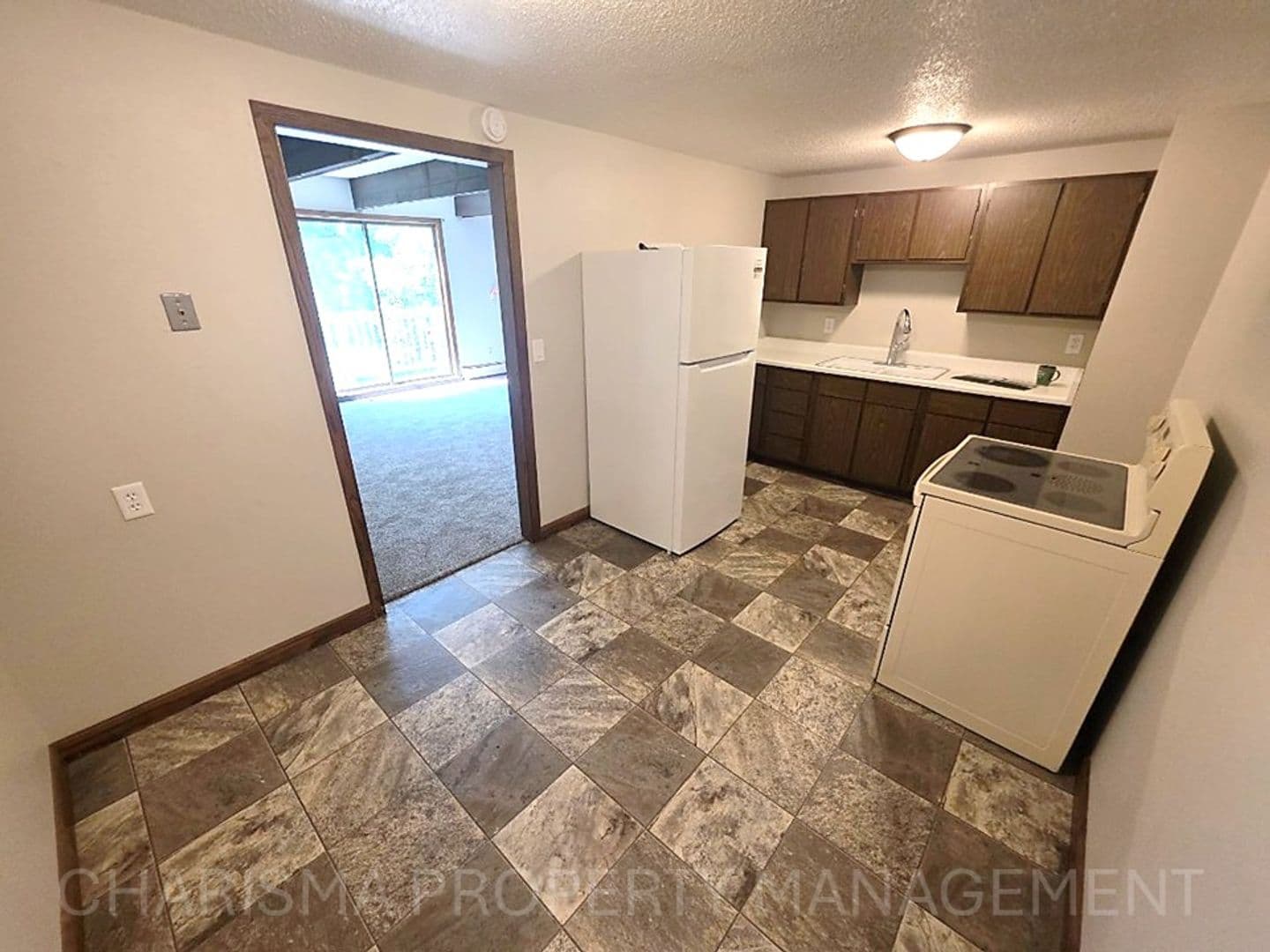 Hartford Apartment: 205 and 207 N Eastern Ave