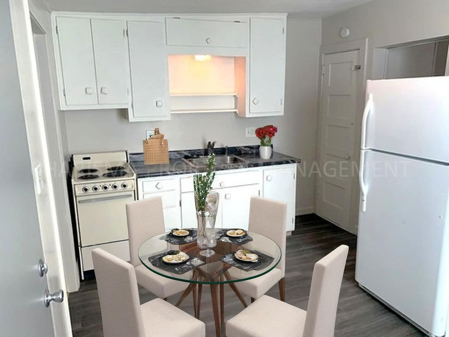 Sioux Falls Apartment: 817 W 11th Street #1