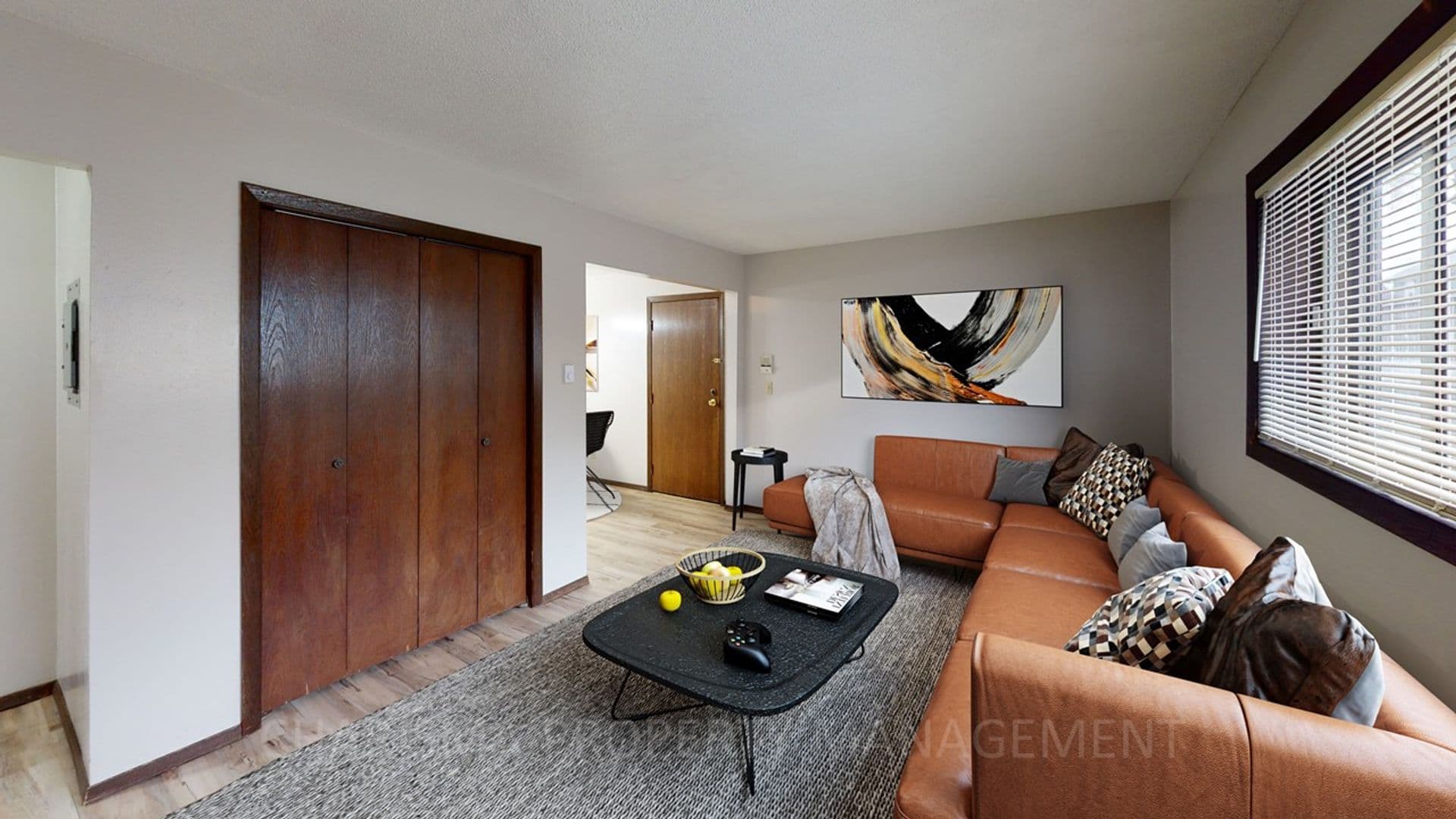 Sioux Falls Apartment: 703 S Dakota Ave