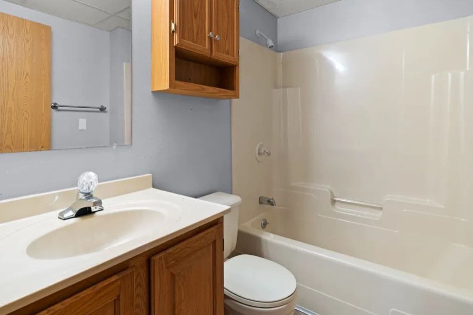 Sioux Falls House: 5300 S Sundowner
