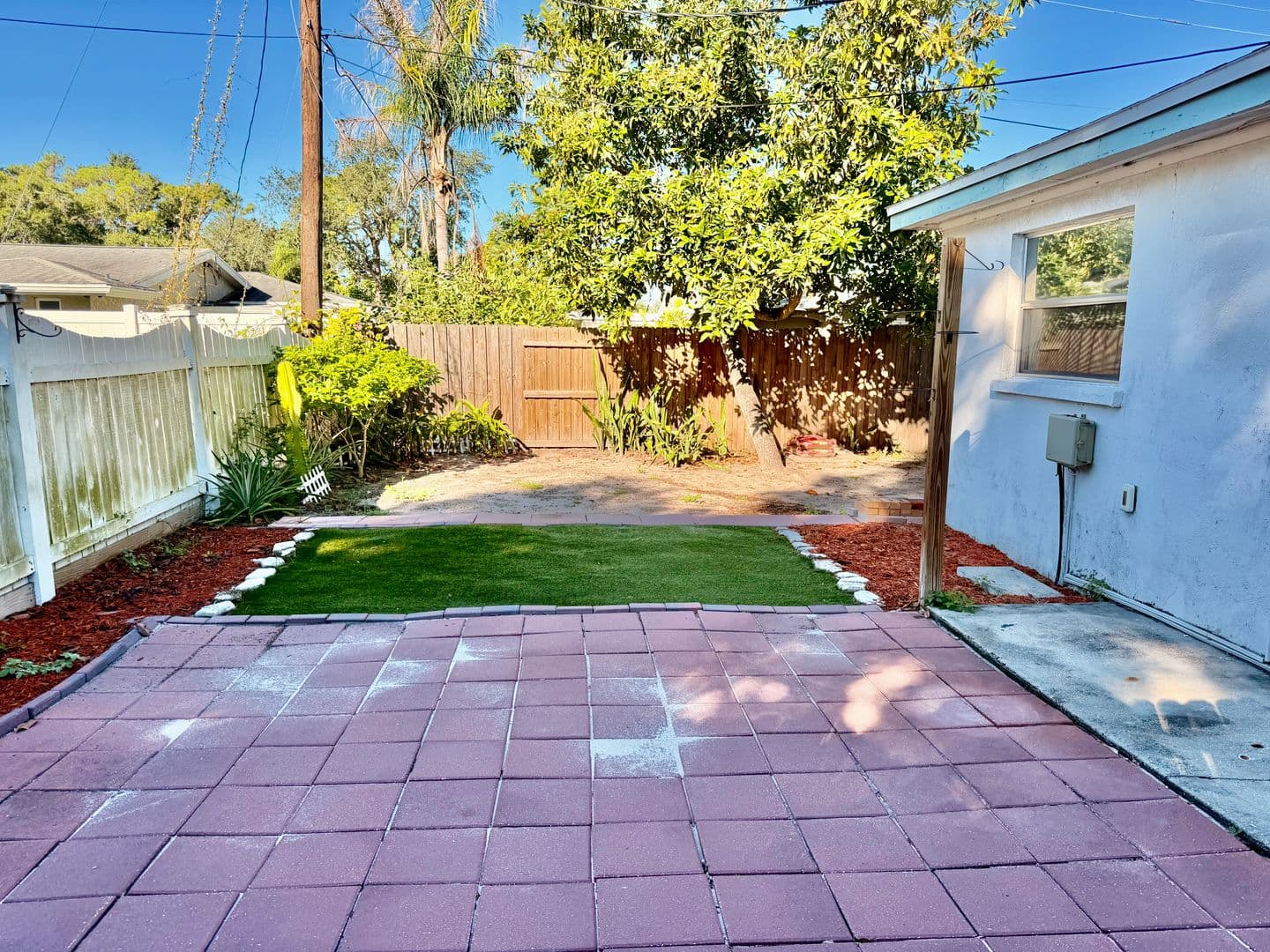 Sarasota House: 4346 Murdock Ave