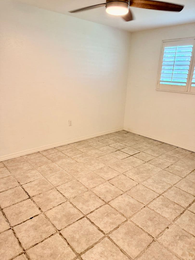 Sarasota House: 4346 Murdock Ave