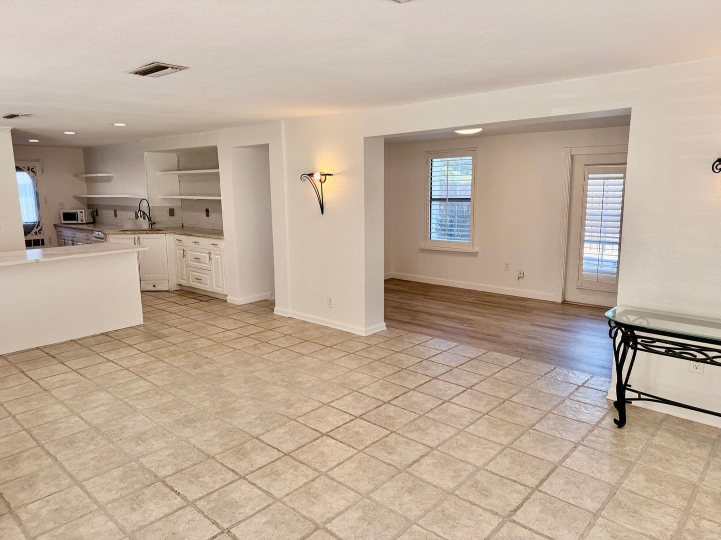 Sarasota House: 4346 Murdock Ave