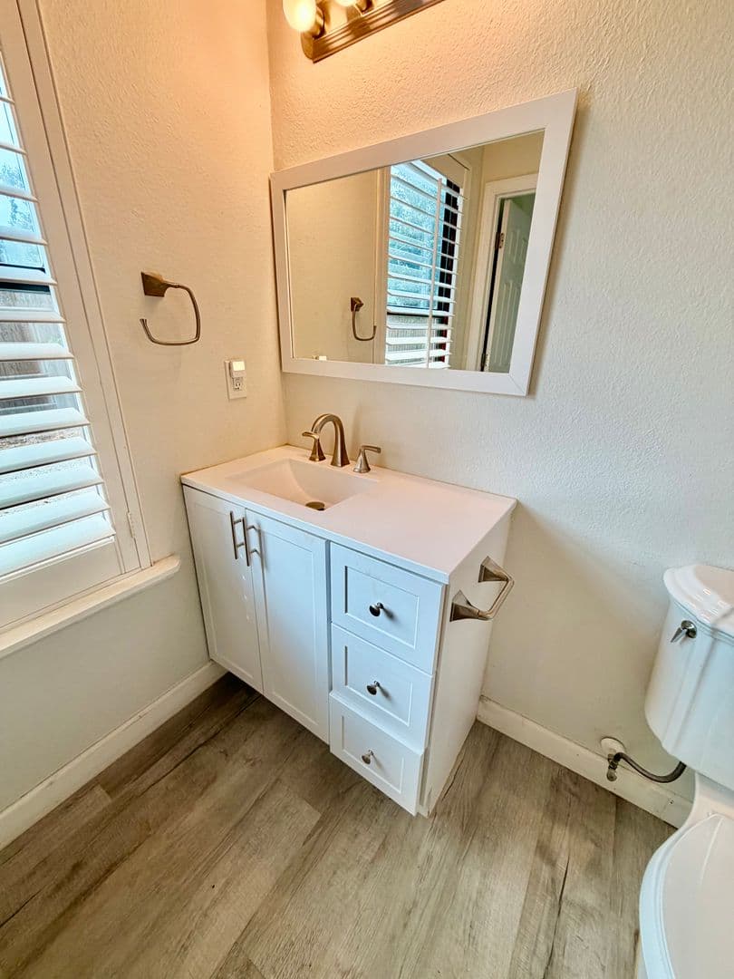 Sarasota House: 4346 Murdock Ave