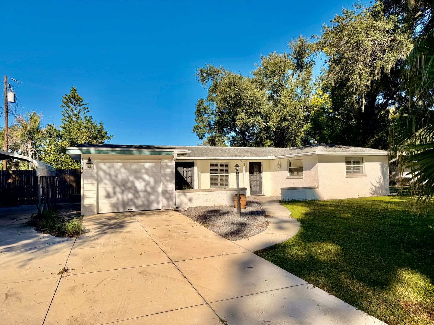 Sarasota House: 4346 Murdock Ave