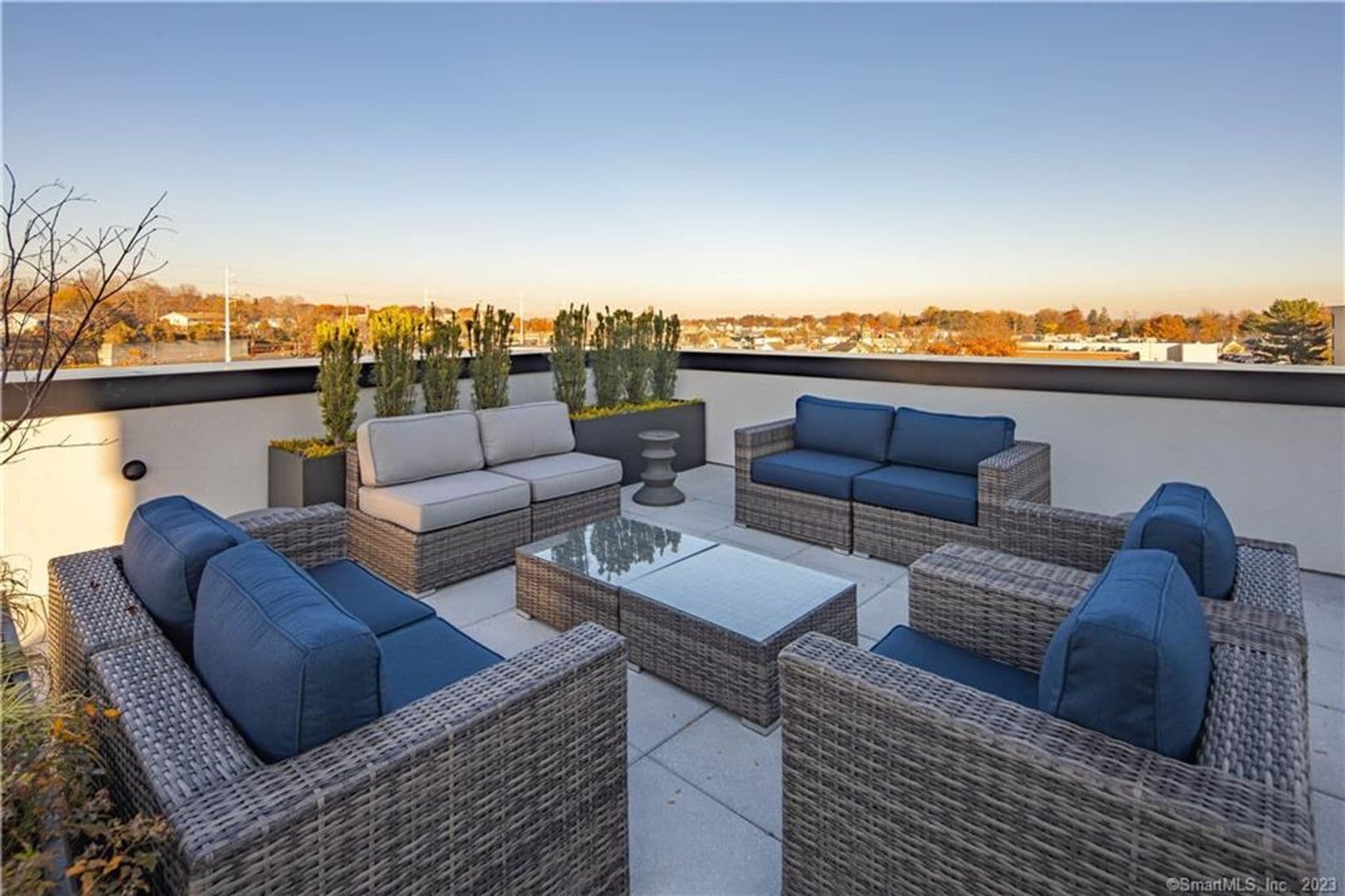 Fairfield Apartment: 1675 Post Road